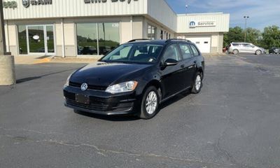 2017 Volkswagen Golf Sportwagen S SE SEL