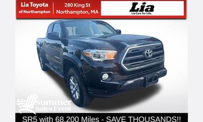 2017 Toyota Tacoma SR5 TRD OFF