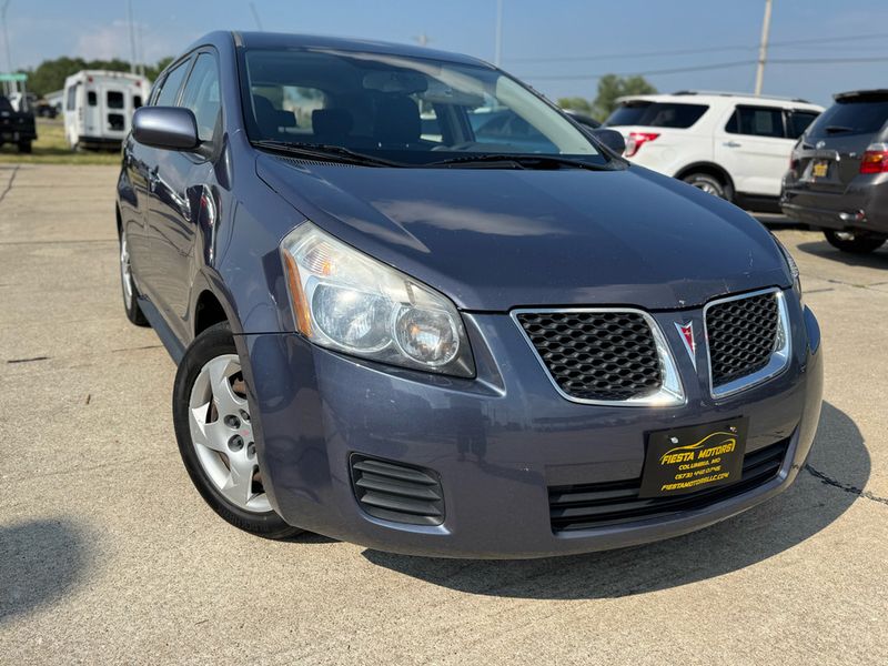 Representative 2009 Pontiac Vibe photo