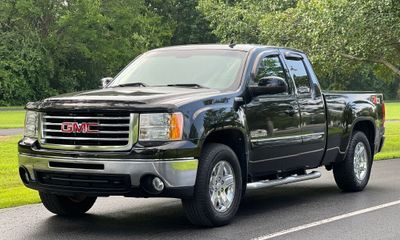 2011 GMC Sierra SLT