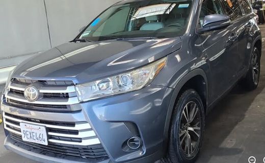 2017 Toyota Highlander LE