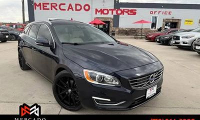 2016 Volvo V60 SV35 Platinum