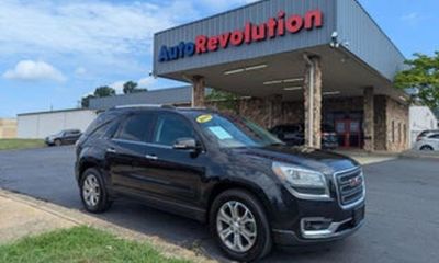 2015 GMC Acadia SLT 1