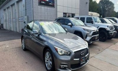 2015 Infiniti Q50 Base