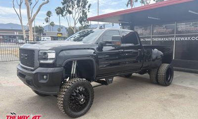 2017 GMC Sierra Denali