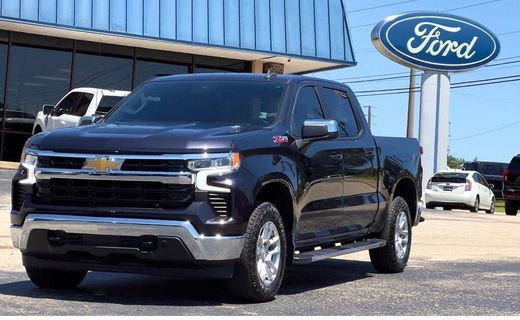 2023 Chevrolet Silverado LT