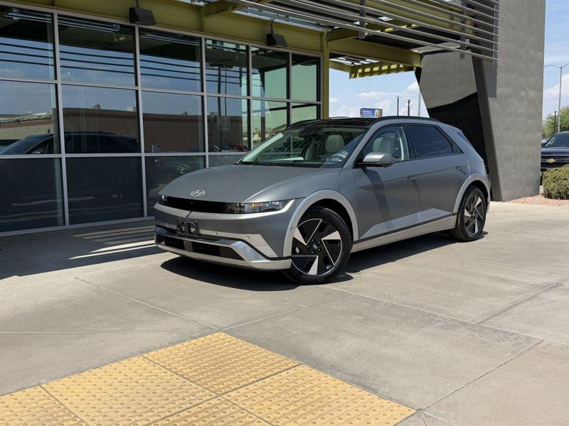 2025 Hyundai Ioniq 5 — a typically priced live listing