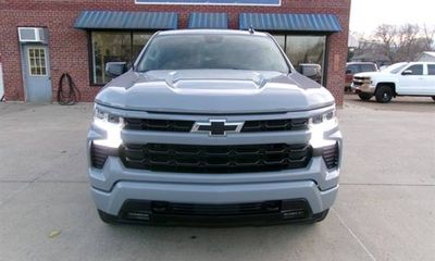 2024 Chevrolet Silverado RST