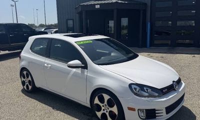 2010 Volkswagen GTI 20T 2 Door