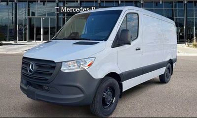 2025 Mercedes-Benz Sprinter 907 VS30
