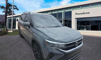 2023 Volkswagen Taos SE