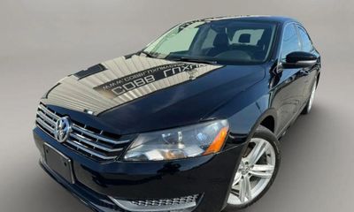 2015 Volkswagen Passat SE