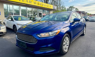 2014 Ford Fusion S