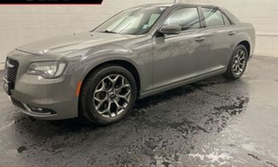 2016 Chrysler 300 300C