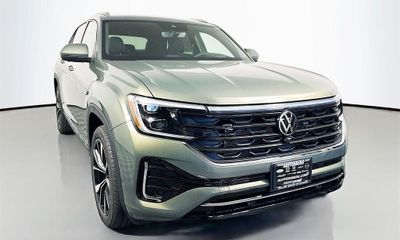 2026 Volkswagen Atlas Cross Sport 4Motion SEL Premium
