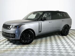 2026 Land Rover Range SE