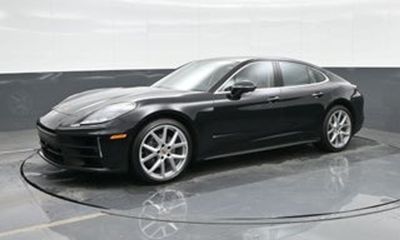 2023 Porsche Panamera GTS