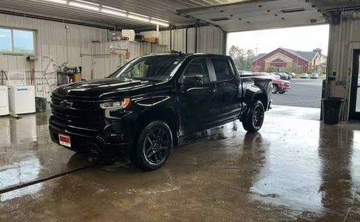 2024 Chevrolet Silverado RST
