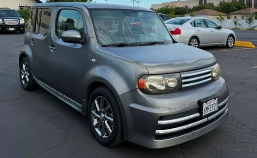 2010 Nissan Cube S
