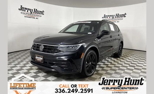 2022 Volkswagen Tiguan 4MOTION SE Black