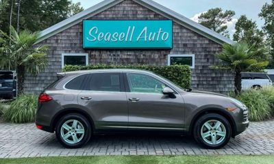 2014 Porsche Cayenne S