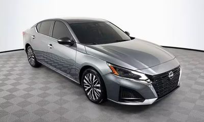 2024 Nissan Altima SV