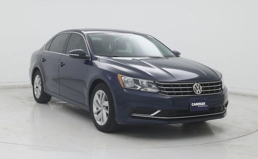 2018 Volkswagen Passat SE