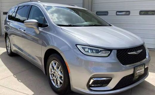 2021 Chrysler Pacifica Touring