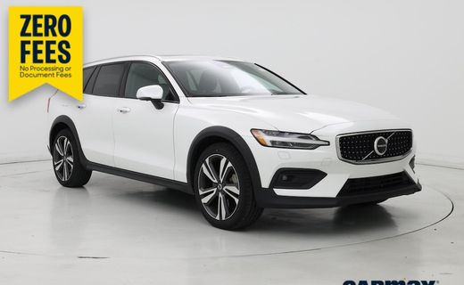 2025 Volvo V60CC Plus