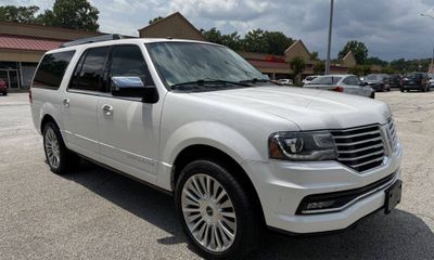 2017 Lincoln Navigator L Reserve