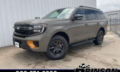 2027 Ford Expedition Tremor