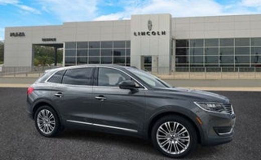 2017 Lincoln MKT Base