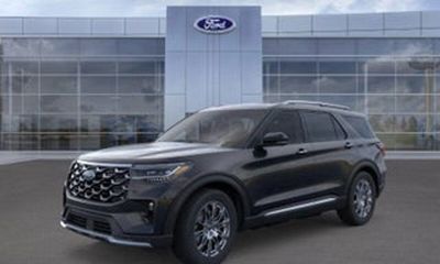 2025 Ford Explorer Platinum