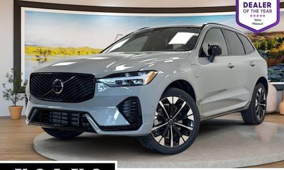 2026 Volvo XC60 Plus Dark