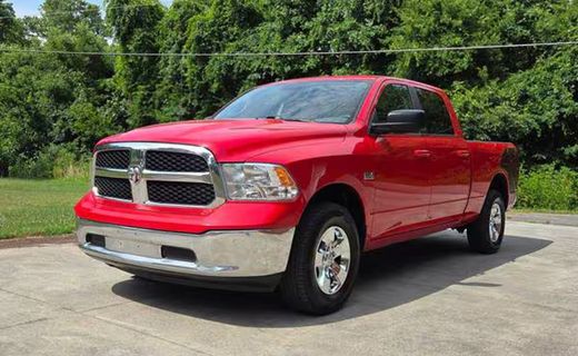 2019 Ram 1500 SLT