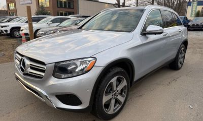 2017 Mercedes-Benz GLC-Class GLC300