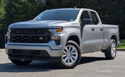 2024 Chevrolet Silverado Custom