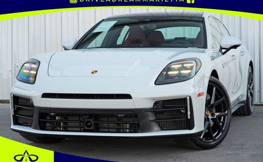 2025 Porsche Panamera 4S