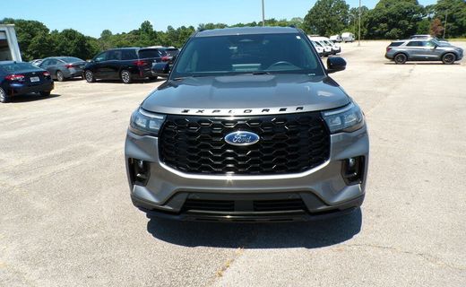 2025 Ford Explorer