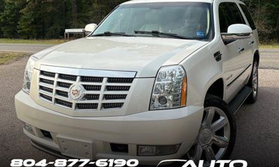 2011 Cadillac Escalade Premium