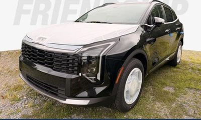 2027 Kia Sportage EX