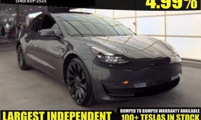 2023 Tesla Model 3 Performance