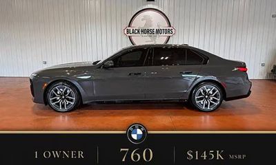 2023 BMW 760i xDrive