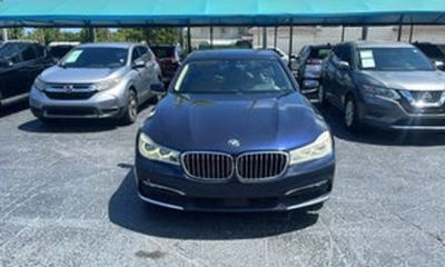 2016 BMW 750I