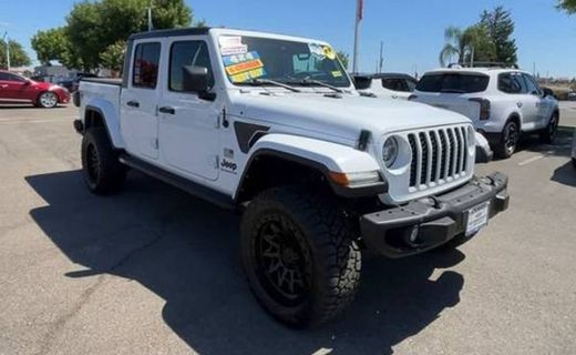 2021 Jeep Gladiator Sport