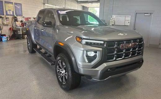 2023 GMC Canyon AT4