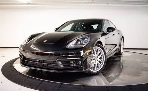 2023 Porsche Panamera