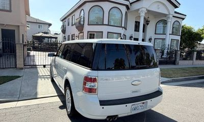 2012 Ford Flex SE
