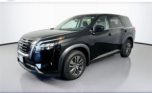 2024 Nissan Pathfinder S