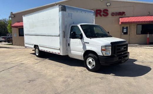 2018 Ford E-Series Chassis E 350 Super